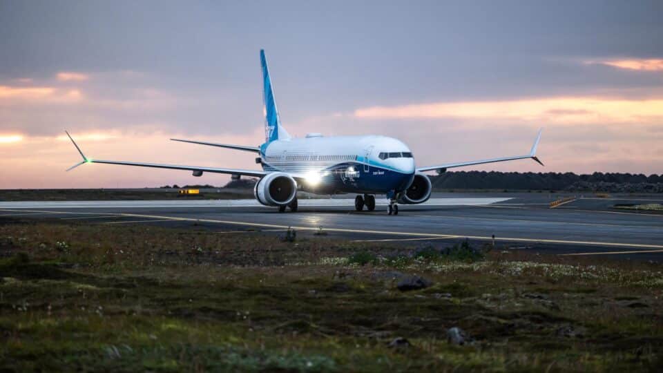 Farnborough Airshow welcomed the B777x and B737-10.