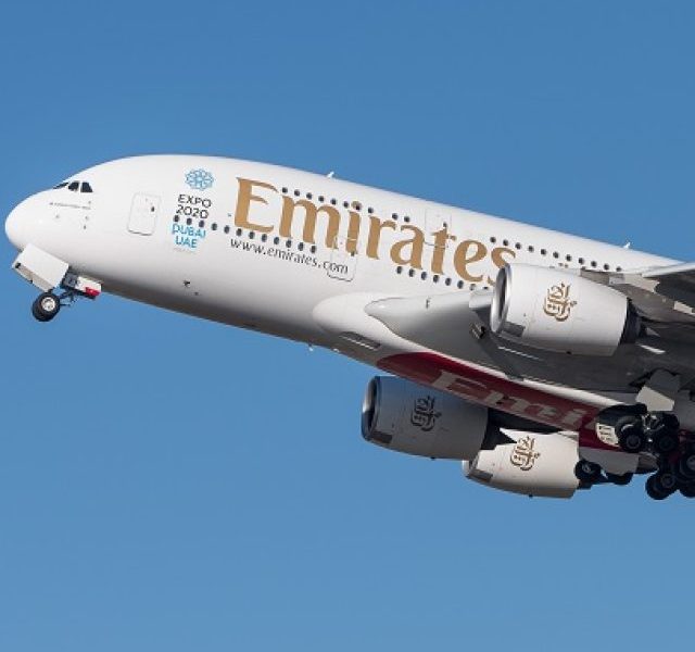 Emirates_Airbus_A380-861_A6-EER_MUC_2015_04