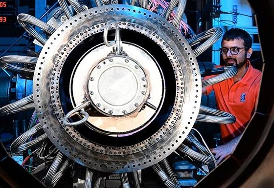 EasyJet and Rolls-Royce hydrogen research project sets new world industry