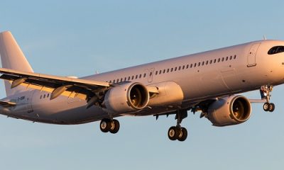 Titan Airways Airbus A321 flies with missing windows