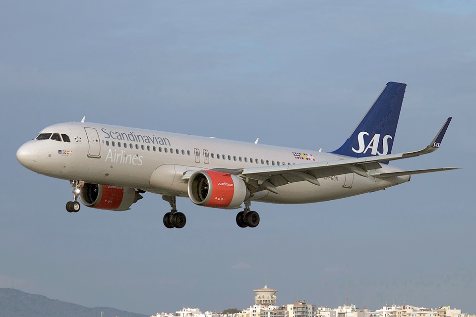Air France-KLM to team up with SAS AB through equity and commercial cooperation