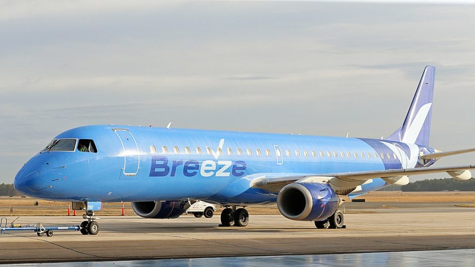 Breeze Airways Alters Route Following In-Flight Dispute and Mention of 'Bomb'