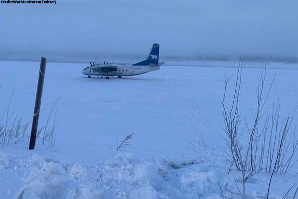 Russian Antonov An-24 plane lands on frozen river