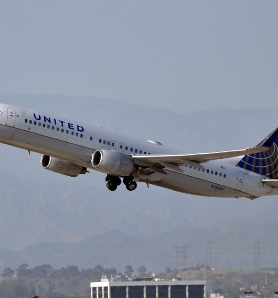 United Airlines Flight Diverts, After toilet overflows into cabin