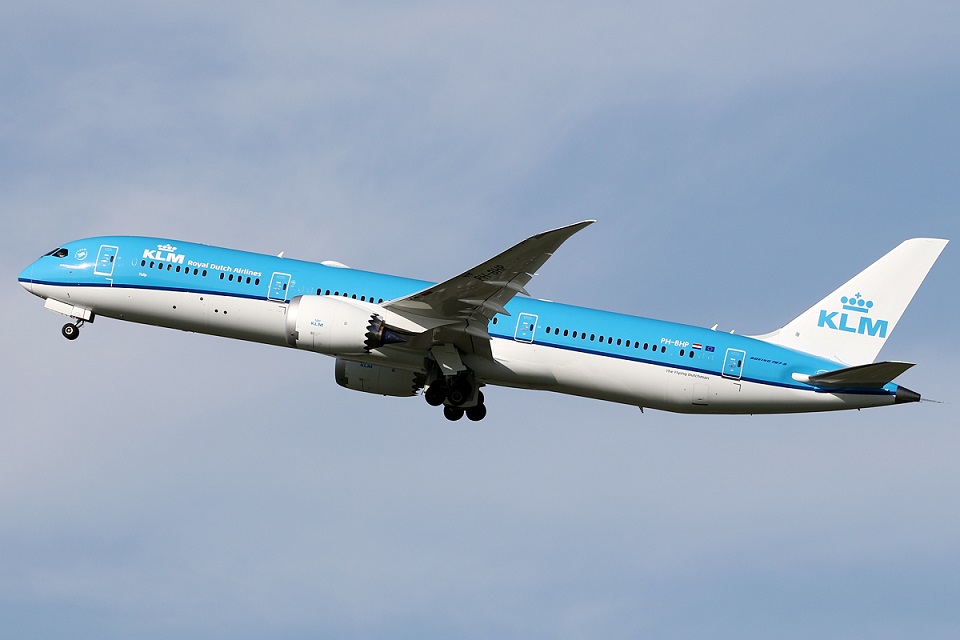 KLM B787 Alters Route After Almost 8 of 9 Bathrooms Experience Malfunctions