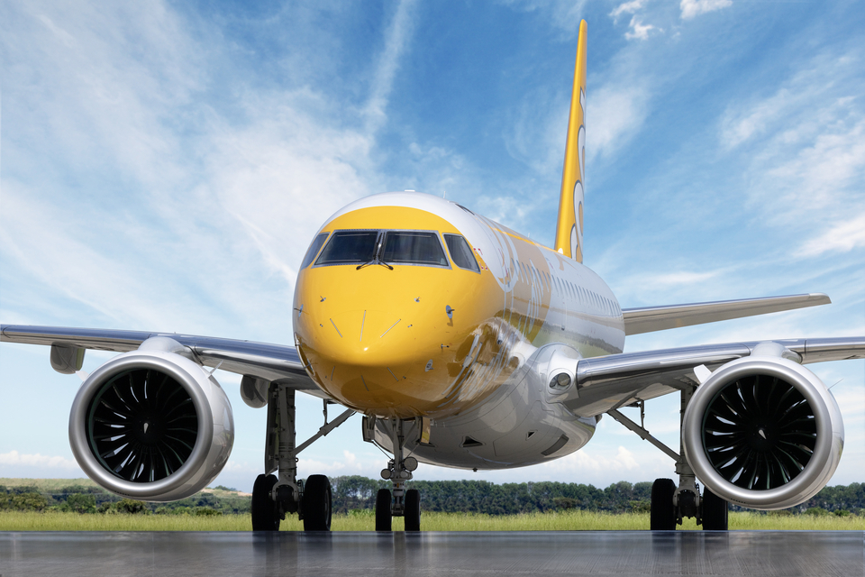 Scoot takes delivery of first E190-E2 Aircraft