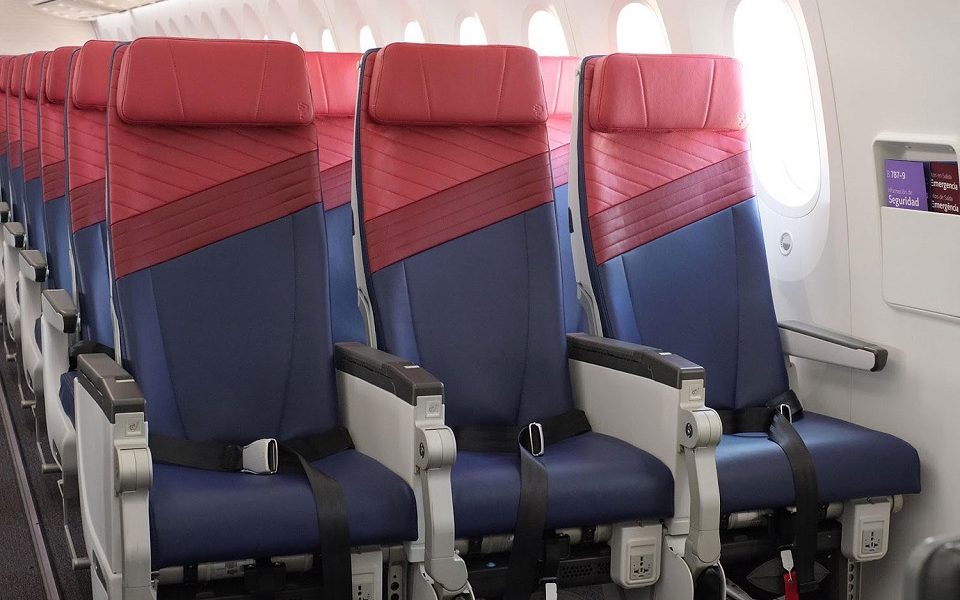 LATAM Unveils Dynamic New Economy Cabin Design for Dreamliners
